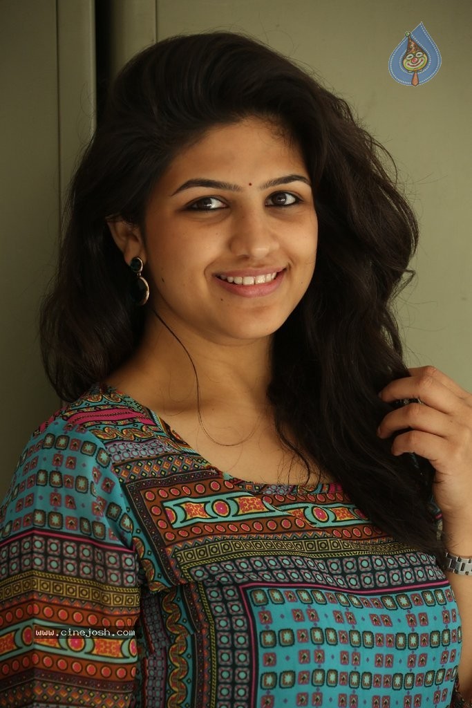 Supriya Isola New Stills - 58 / 90 photos