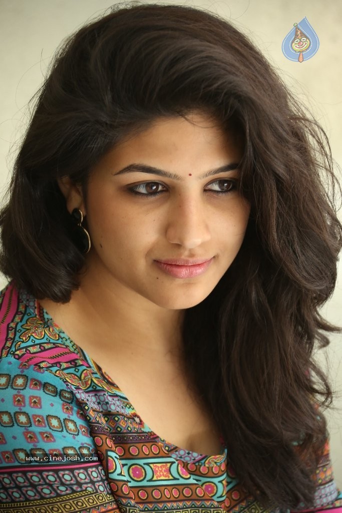 Supriya Isola New Stills - 61 / 90 photos