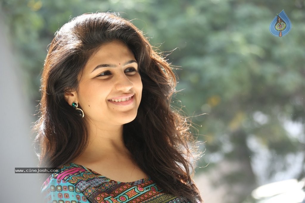 Supriya Isola New Stills - 70 / 90 photos