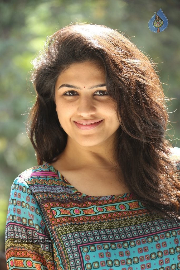 Supriya Isola New Stills - 73 / 90 photos