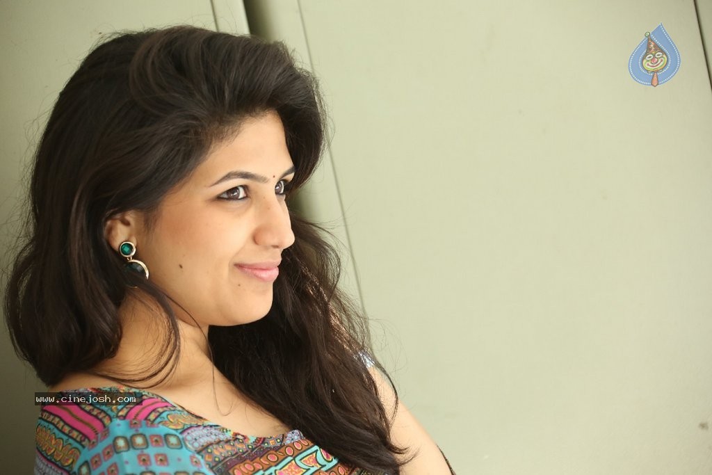 Supriya Isola New Stills - 78 / 90 photos