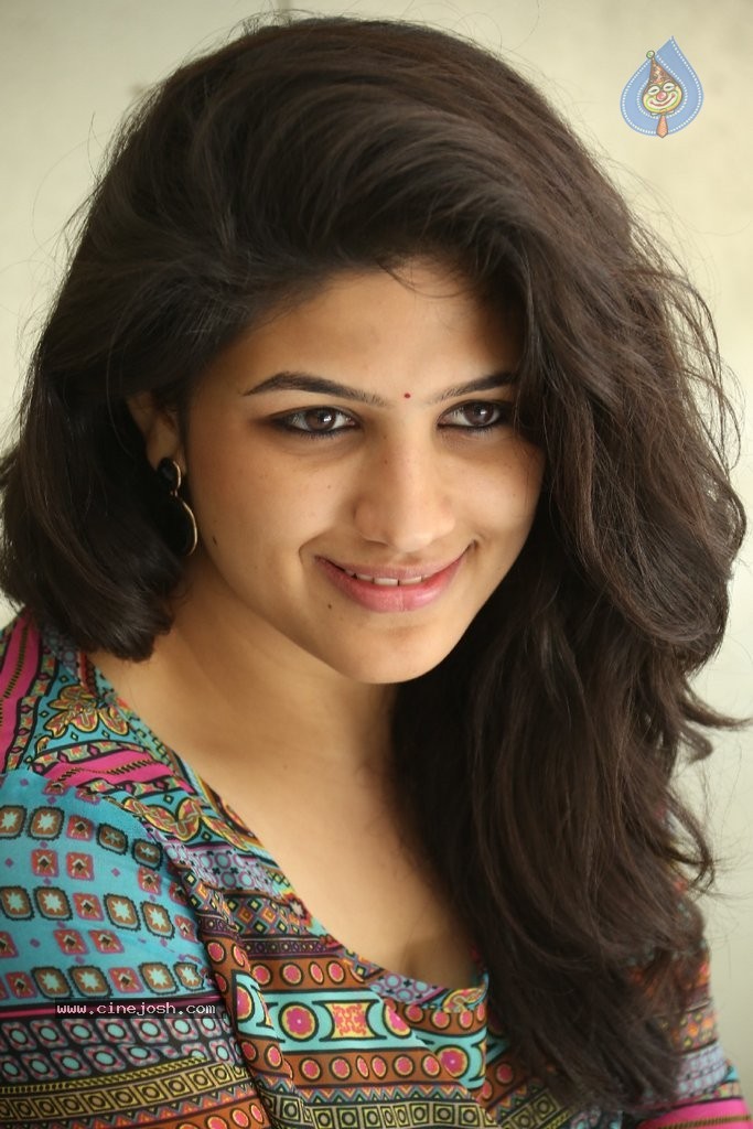Supriya Isola New Stills - 89 / 90 photos