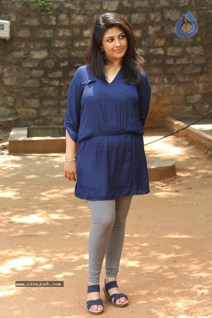 Supriya Isola New Stills - 54 / 124 photos
