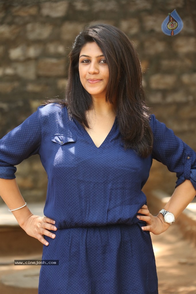 Supriya Isola New Stills - 62 / 124 photos