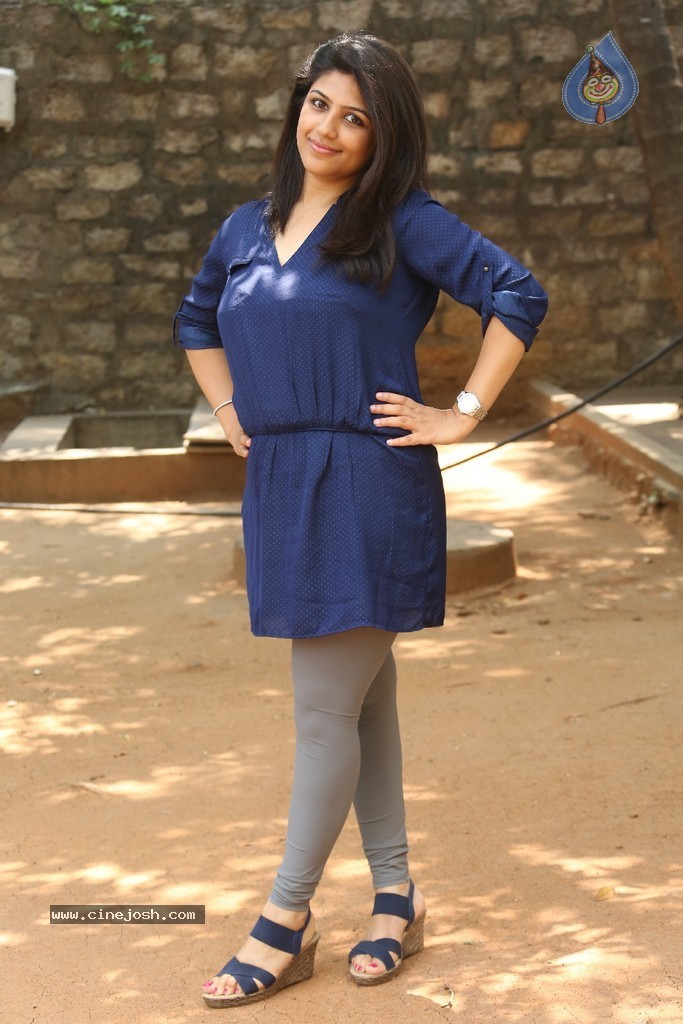 Supriya Isola New Stills - 115 / 124 photos
