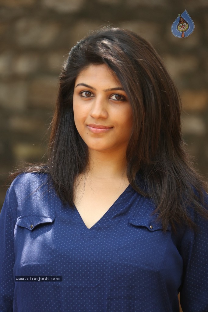 Supriya Isola New Stills - 118 / 124 photos