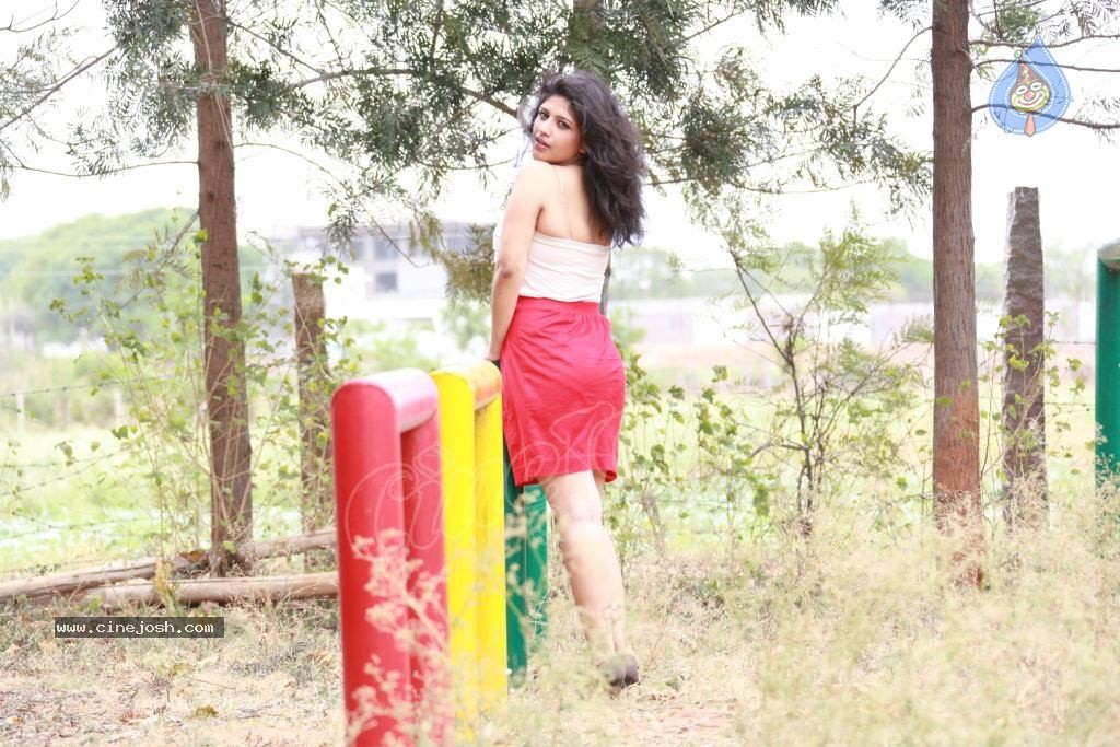 Supriya Photoshoot Stills - 18 / 117 photos