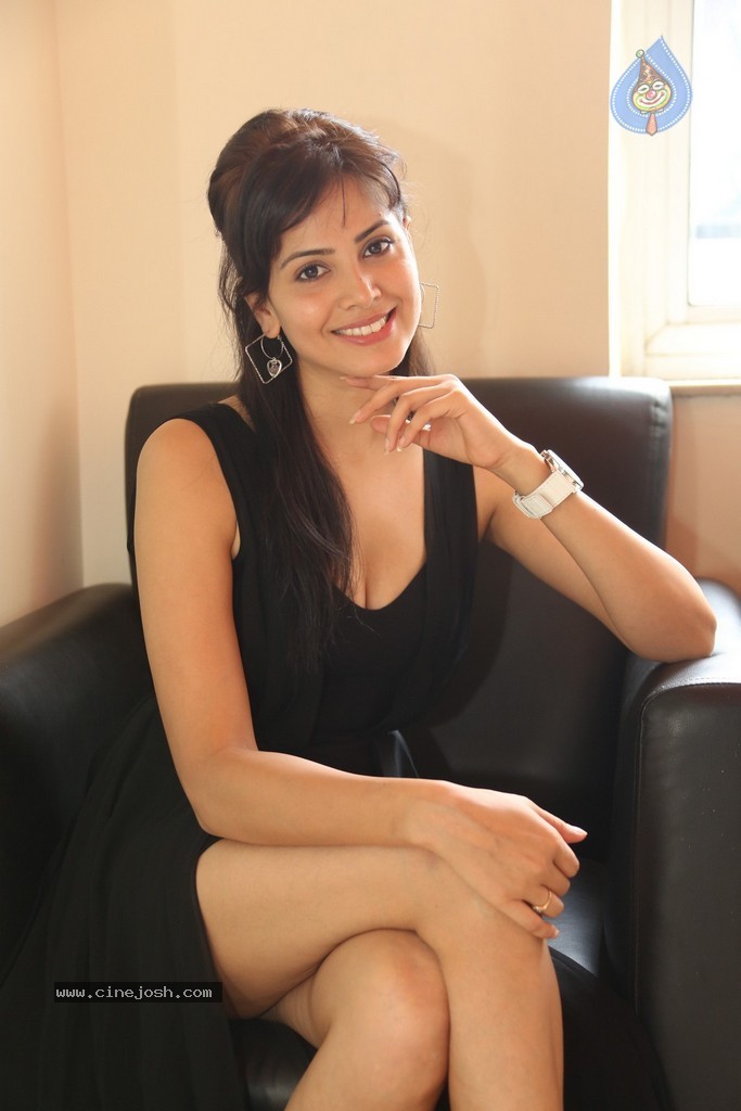 Supriya Sailaja Hot Stills - 22 / 95 photos