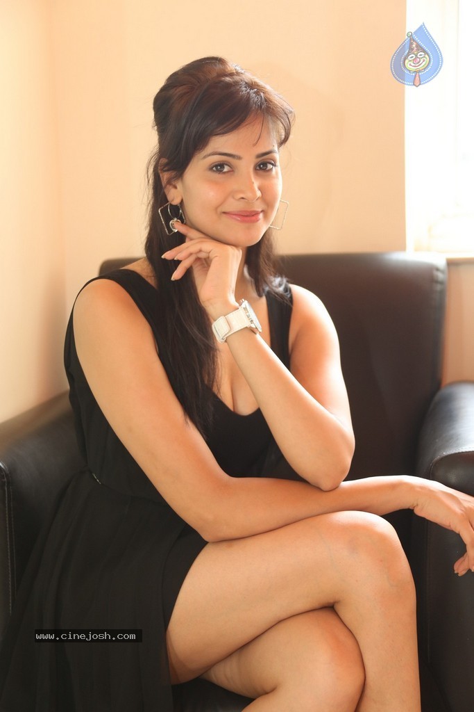 Supriya Sailaja Hot Stills - 50 / 95 photos