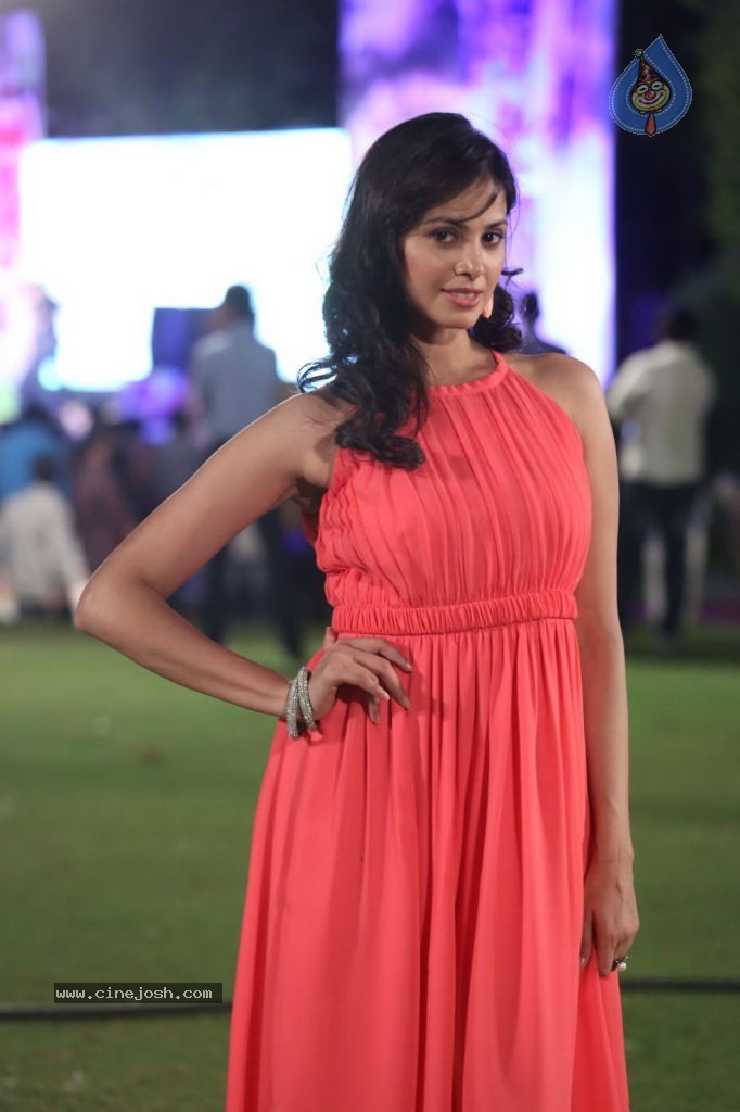 Supriya Shailaja Latest Gallery - 98 / 130 photos