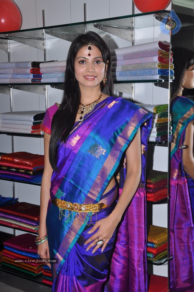 Supriya Shailaja Latest Stills - 46 / 55 photos