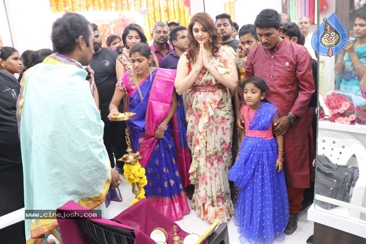 Surabhi Inaugurates Sai Sharanya Cloth Store - 2 / 14 photos