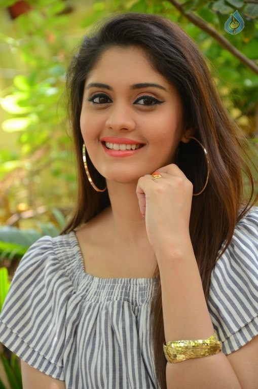 Surabhi Latest Photos - 5 / 41 photos