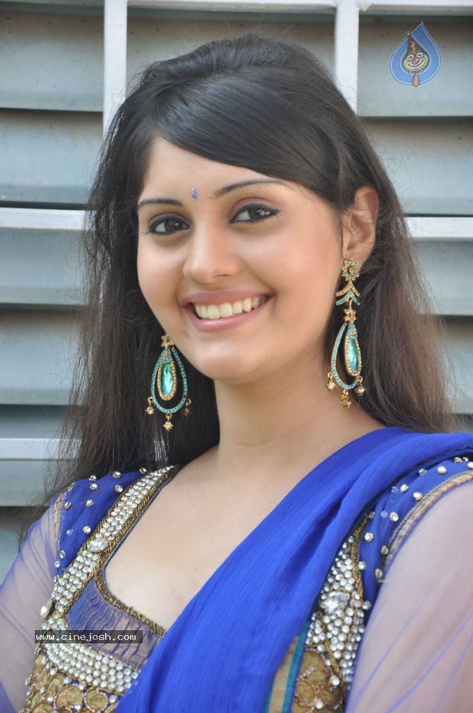 Surabhi Latest Stills - 4 / 37 photos