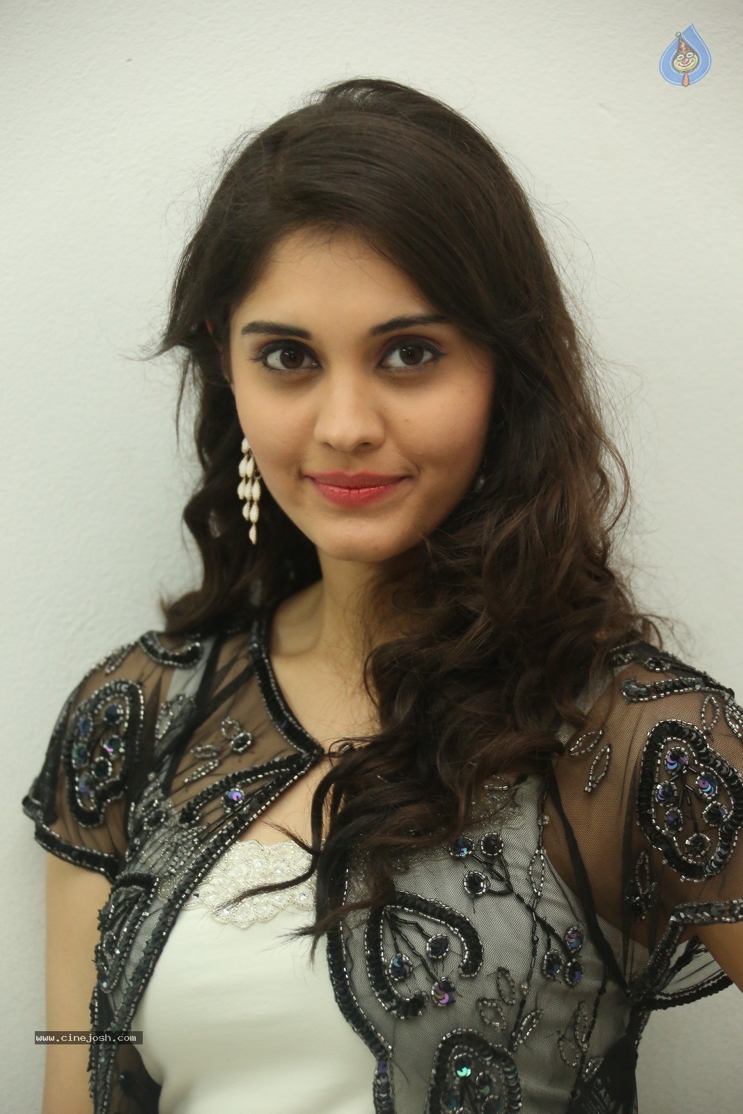 Surabhi New Gallery - 30 / 60 photos