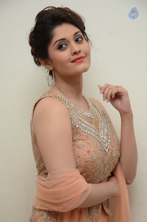 Surabhi New Images - 19 / 42 photos