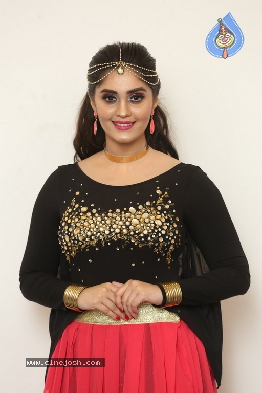 Surabhi Photos - 7 / 12 photos