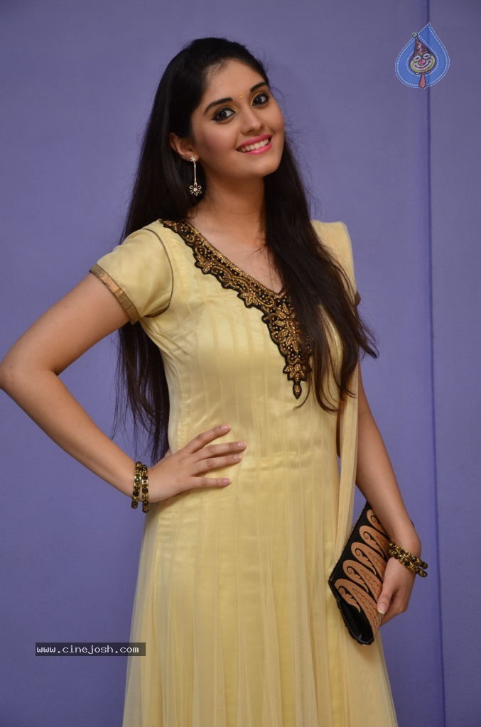 Surabhi Stills - 1 / 35 photos