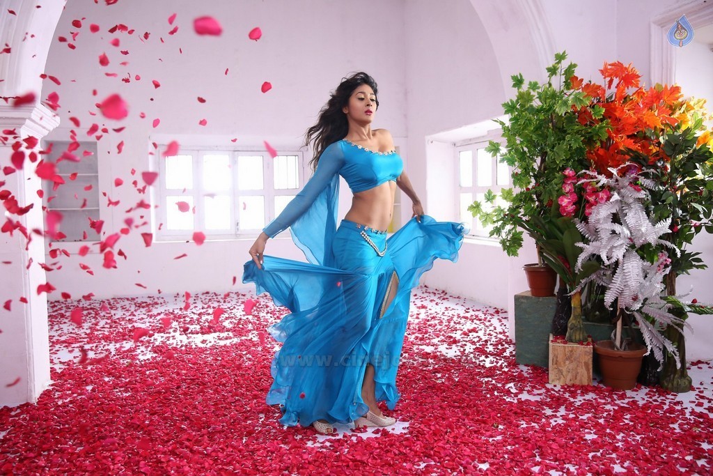 Sushma Raj Latest Gallery - 94 / 126 photos