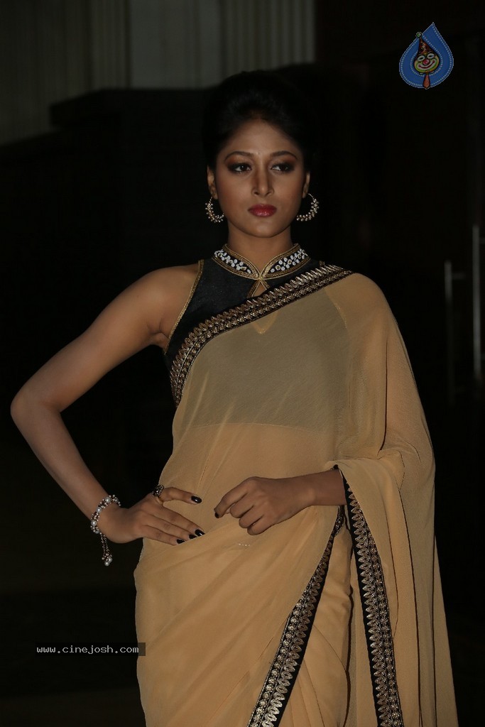 Sushma Raj Latest Stills - 108 / 124 photos