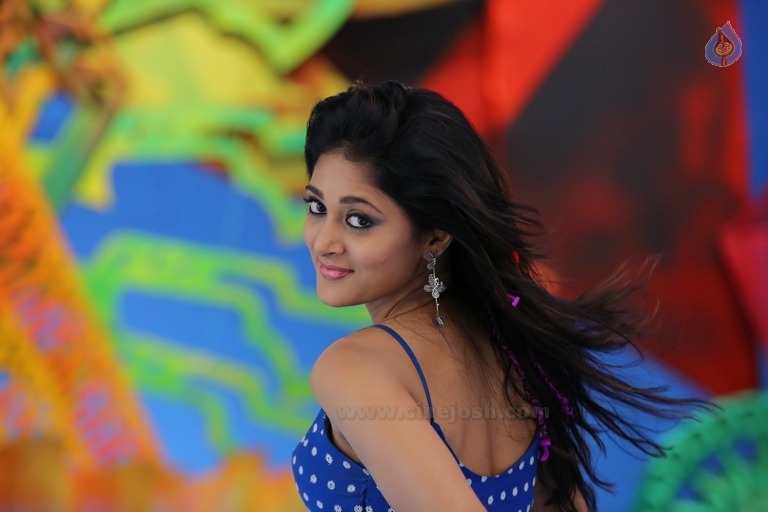Sushma Raj New Gallery - 25 / 28 photos
