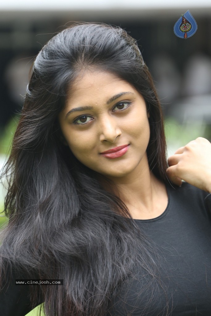 Sushma Raj New Gallery - 24 / 81 photos