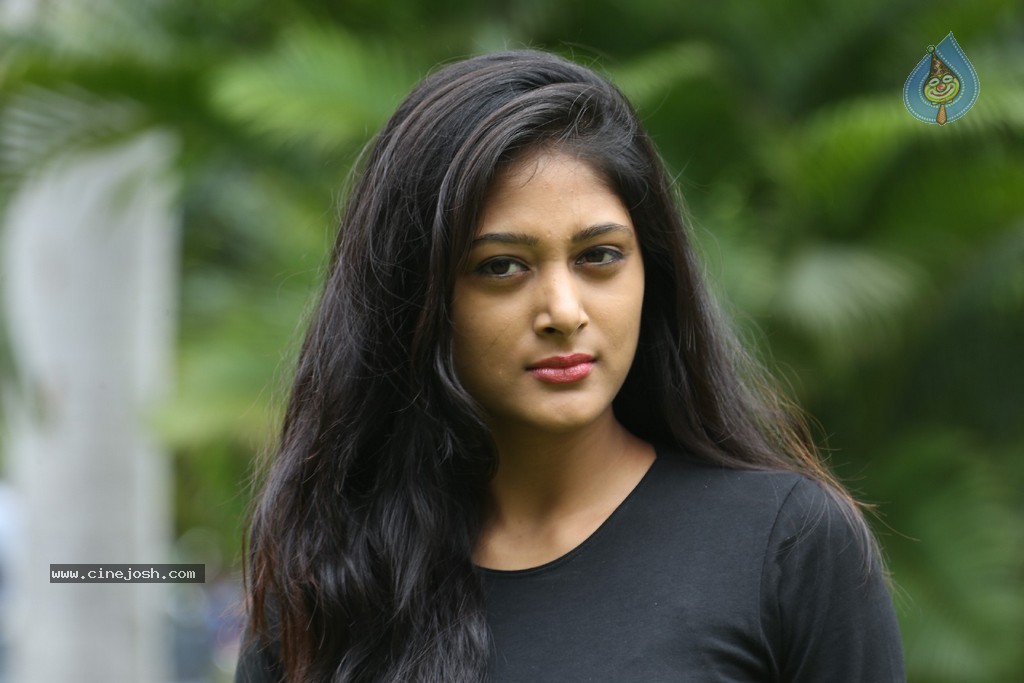 Sushma Raj New Gallery - 32 / 81 photos