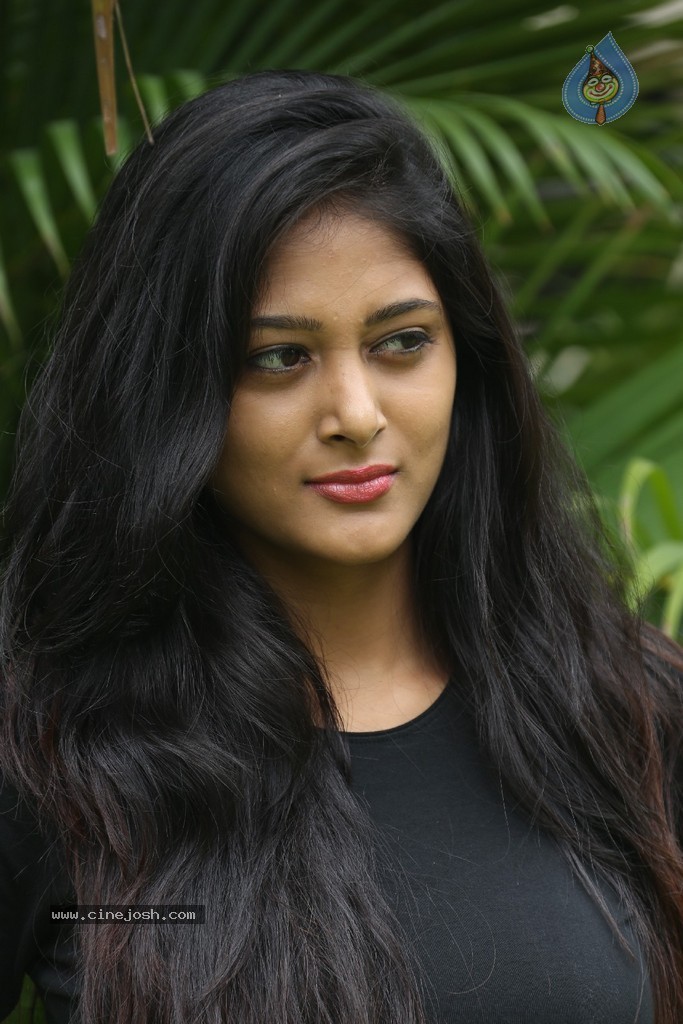 Sushma Raj New Gallery - 38 / 81 photos