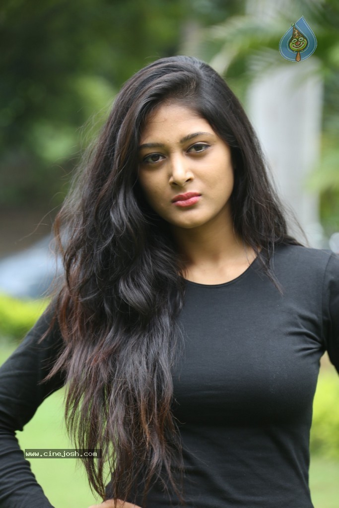 Sushma Raj New Gallery - 39 / 81 photos