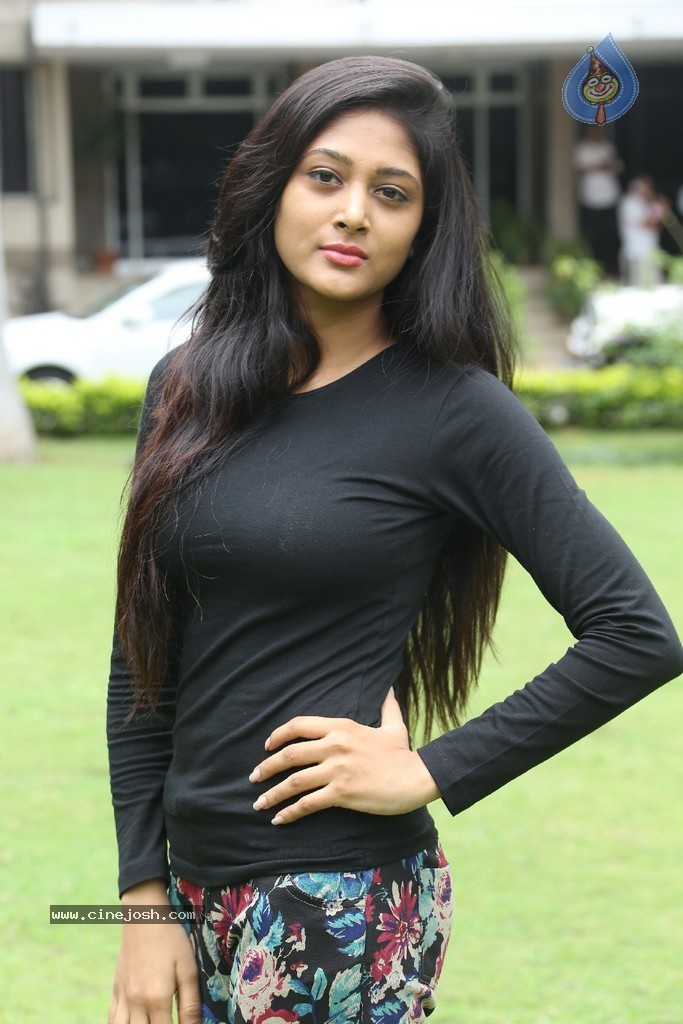 Sushma Raj New Gallery - 41 / 81 photos