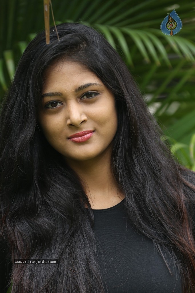 Sushma Raj New Gallery - 43 / 81 photos