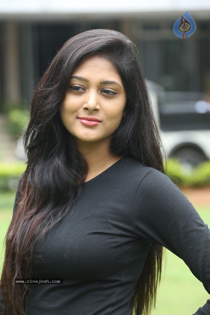 Sushma Raj New Gallery - 46 / 81 photos