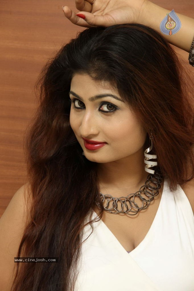 Swapna Benerjee Stills - 2 / 87 photos