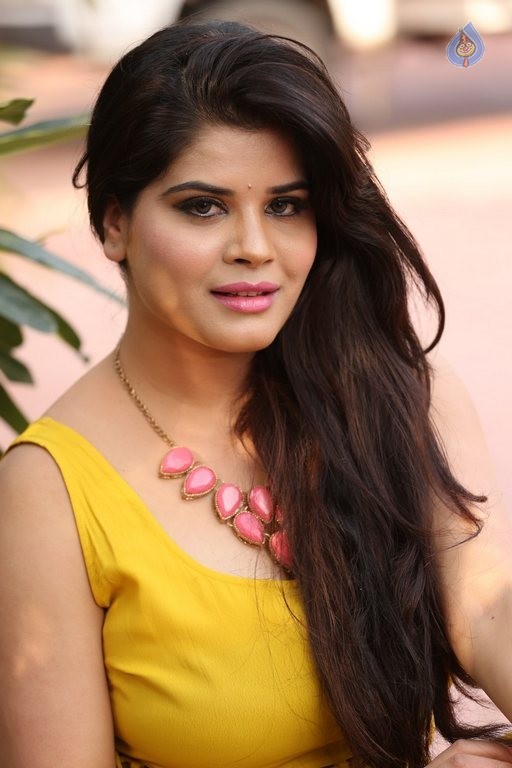 Swasti Semwal New Photos - 26 / 42 photos
