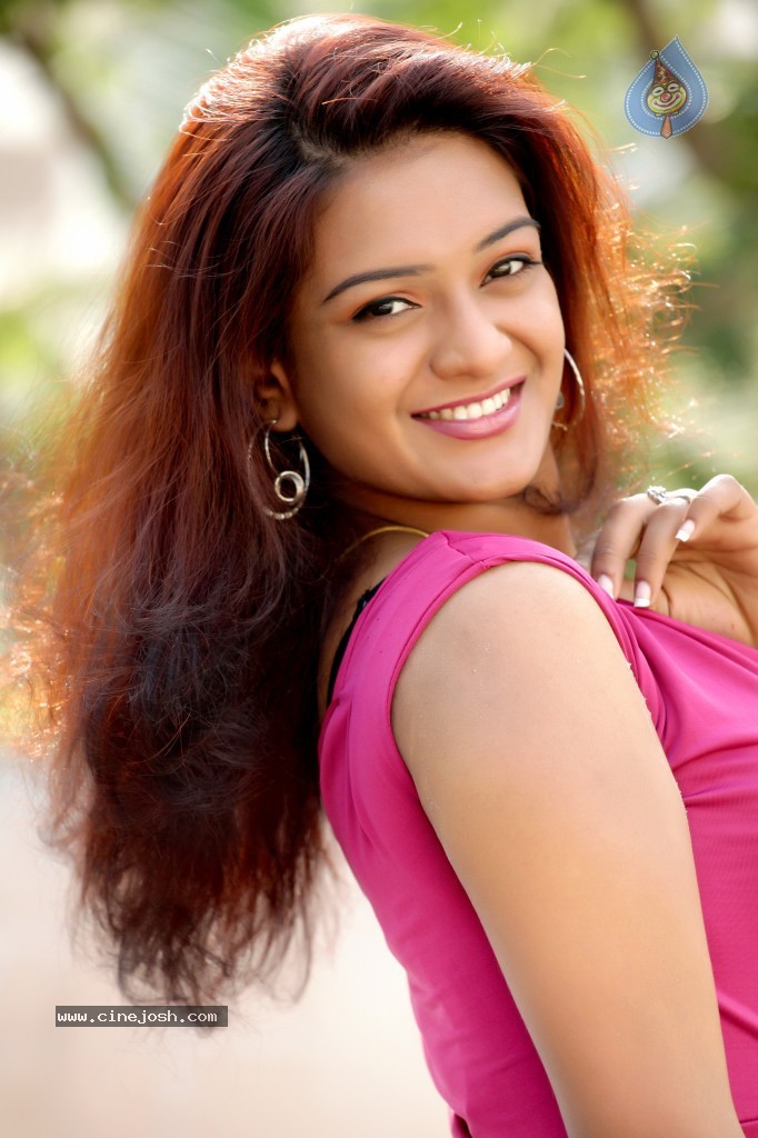 Roshikaa Hot Stills - 43 / 51 photos