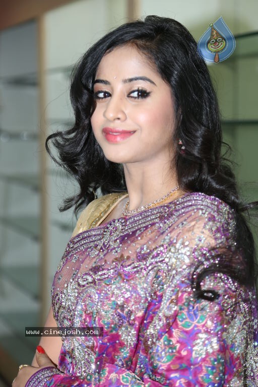 Swathi Deekshit New Stills - 14 / 131 photos