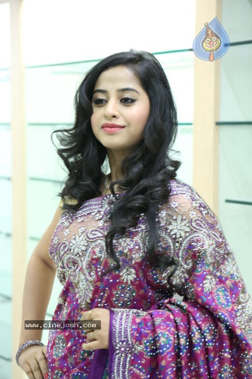 Swathi Deekshit New Stills - 117 / 131 photos