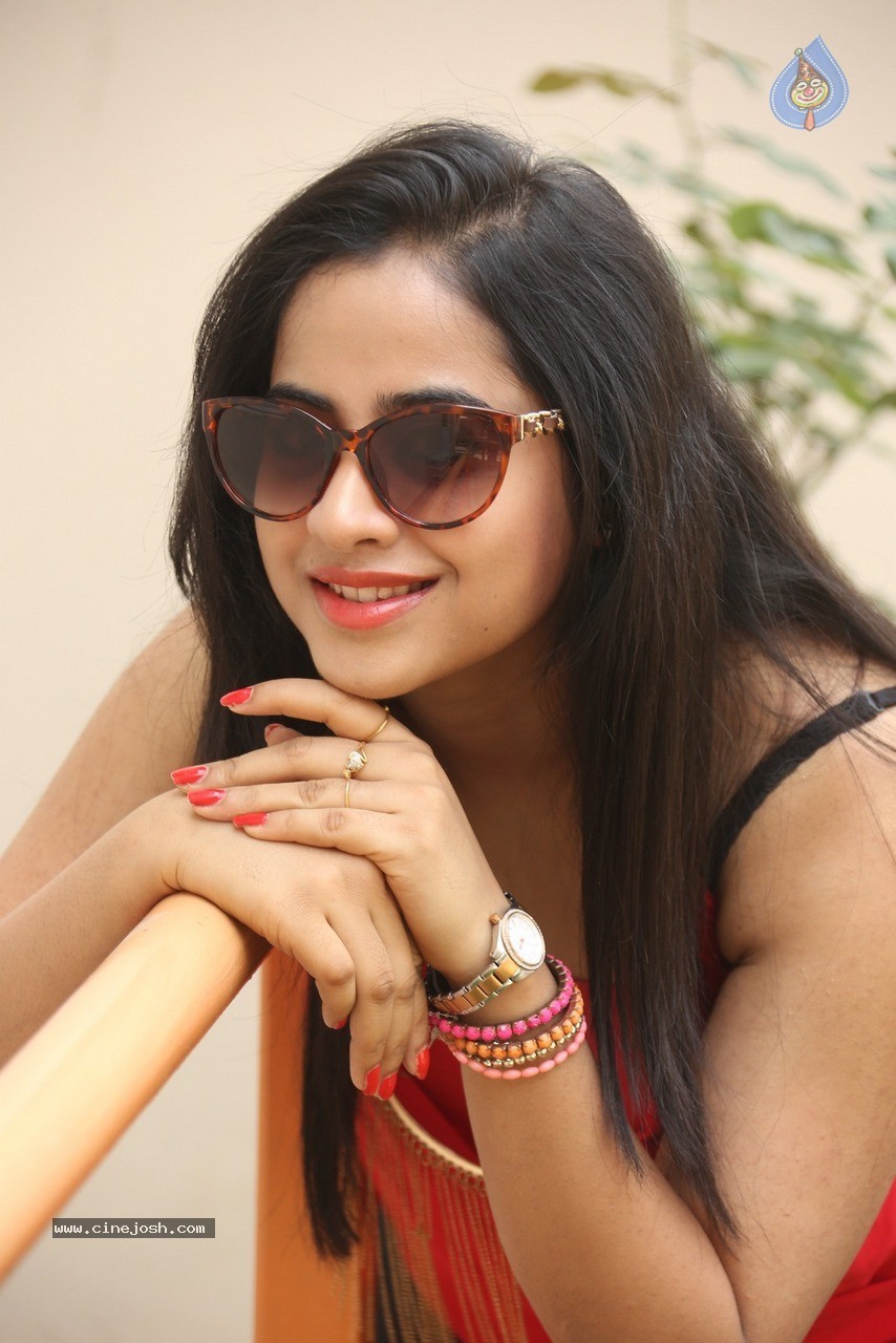 Swathi Dixit Latest Gallery - 12 / 60 photos