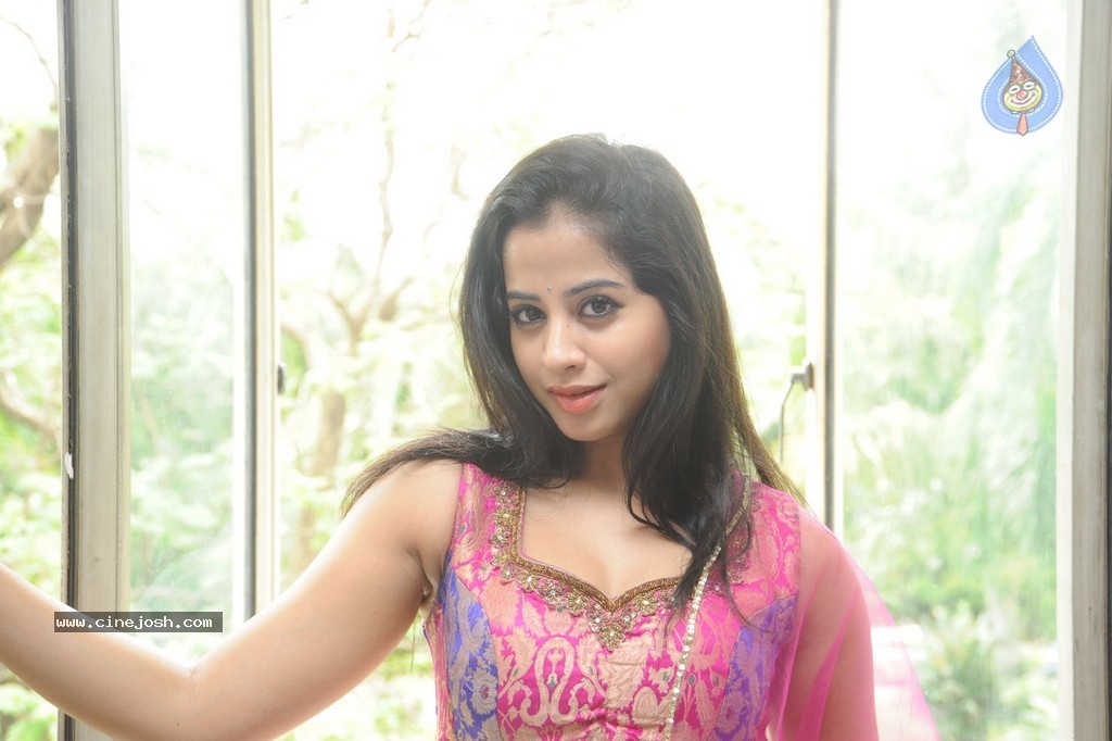 Swathi Dixit New Gallery - 69 / 70 photos