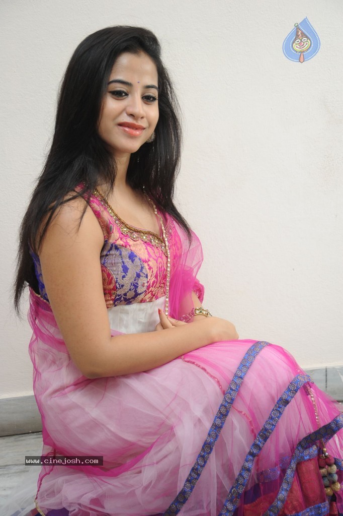 Swathi Dixit New Gallery - 70 / 70 photos