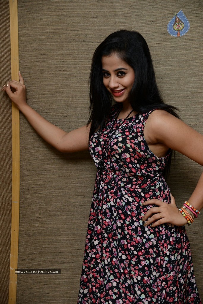 Swathi Dixit New Images  - 39 / 75 photos