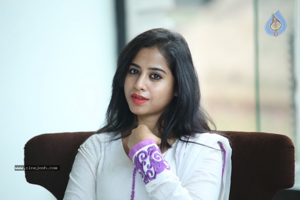 Swathi Dixit New Stills - 60 / 62 photos
