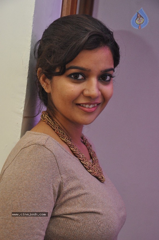 Swathi New Gallery - 22 / 50 photos