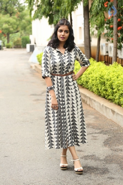 Swathi Reddy Latest Photos - 26 / 28 photos