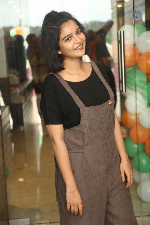 Swathi Reddy Latest Photos - 9 / 13 photos