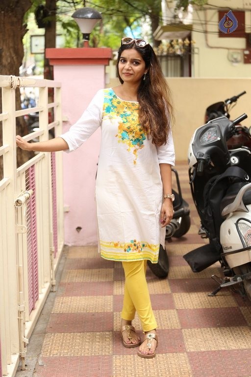 Swathi Reddy Latest Pics - 13 / 42 photos