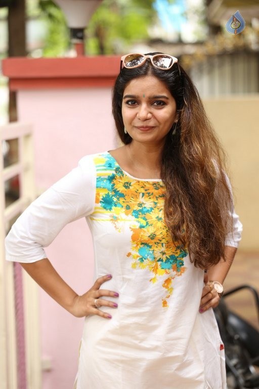 Swathi Reddy Latest Pics - 42 / 42 photos