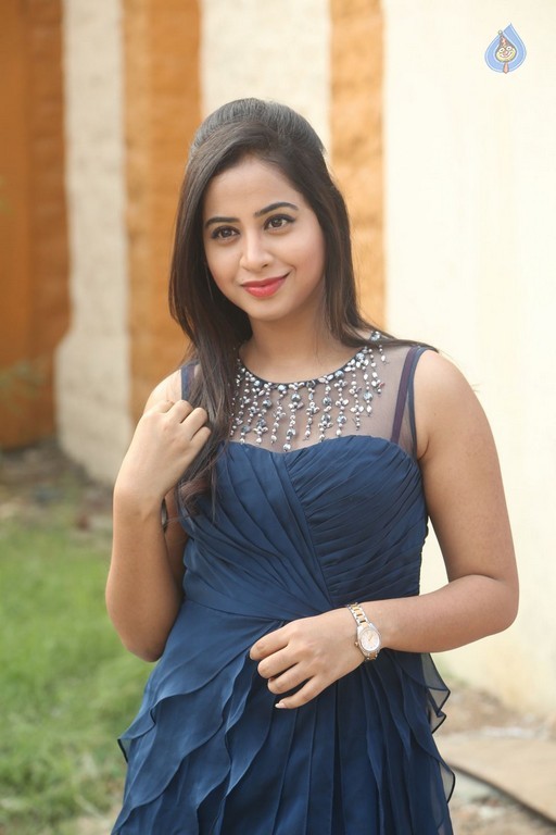 Swati Dixit Latest Photos - 16 / 31 photos