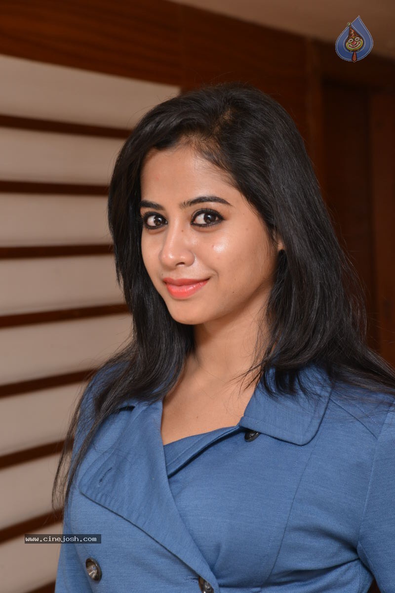 Swati Dixit New Photos - 46 / 60 photos
