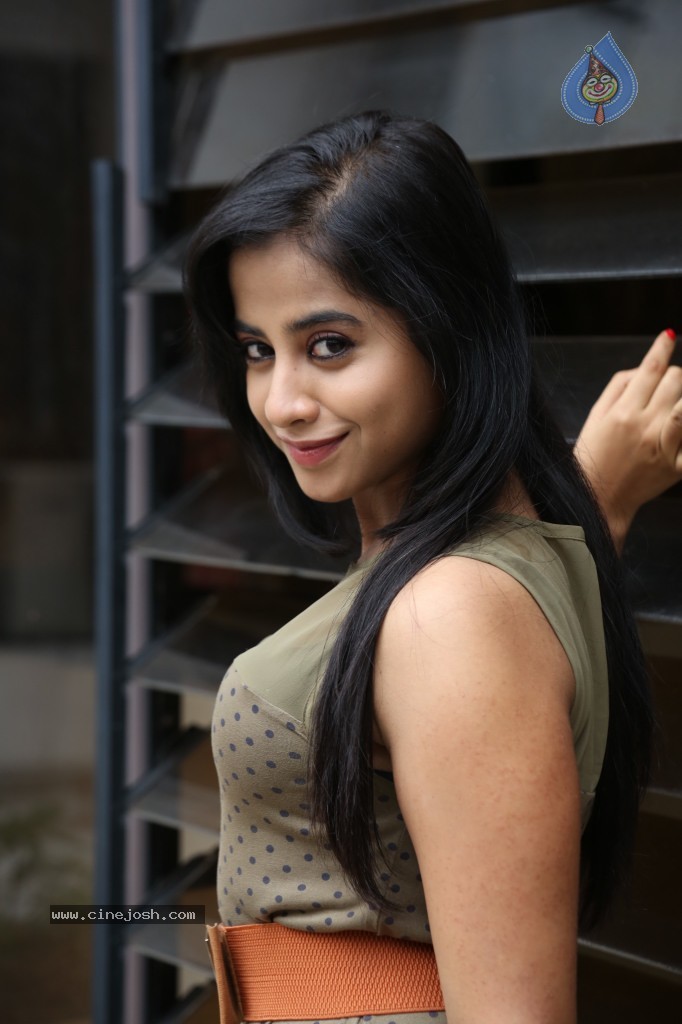 Swati Dixit New Photos - 50 / 54 photos